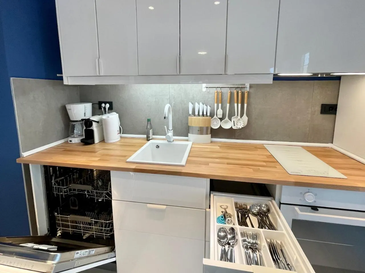 Neue Exklusive Ferienwohnung Mit Pool Maslenica