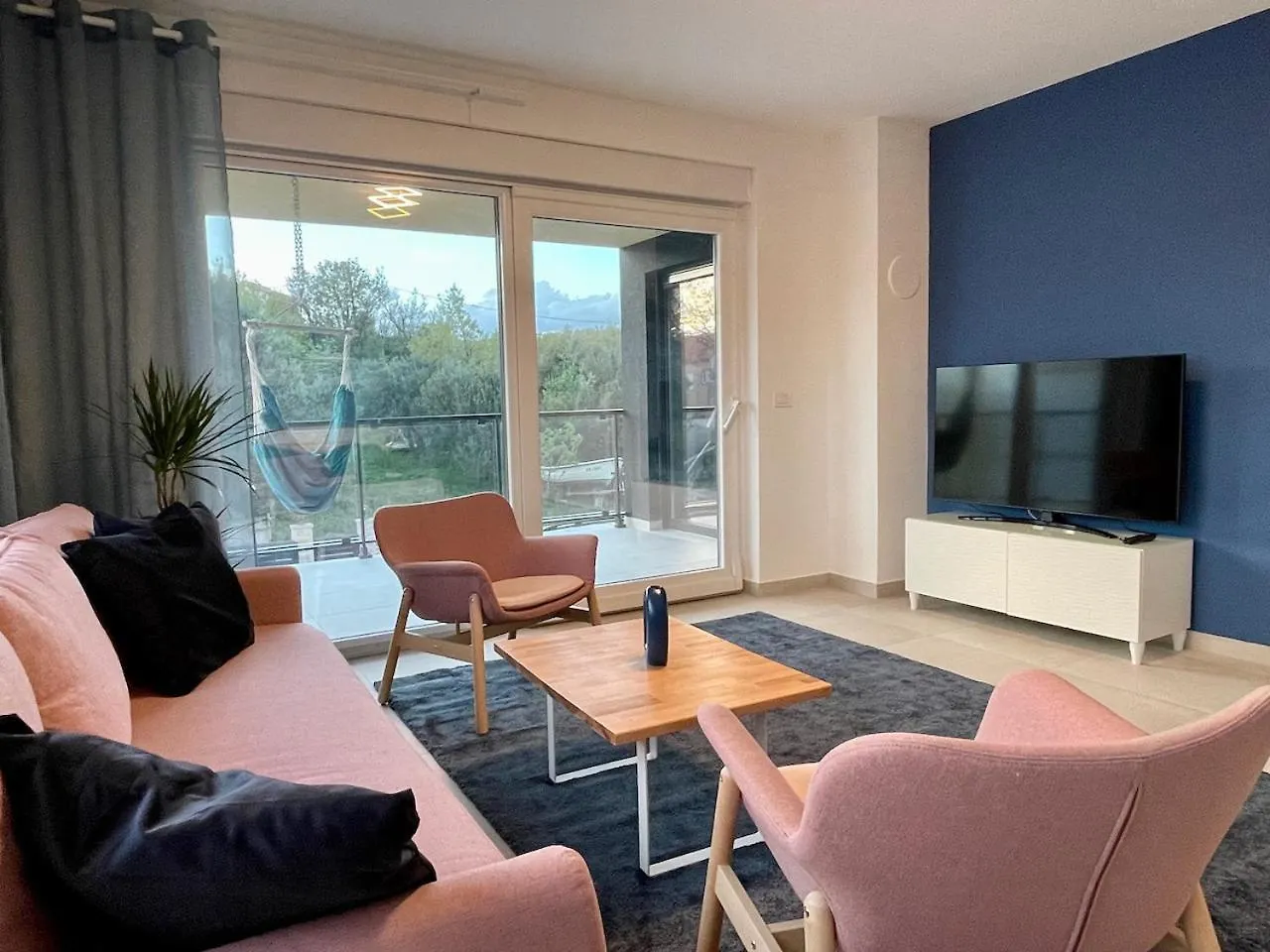 Neue Exklusive Ferienwohnung Mit Pool Maslenica Apartment